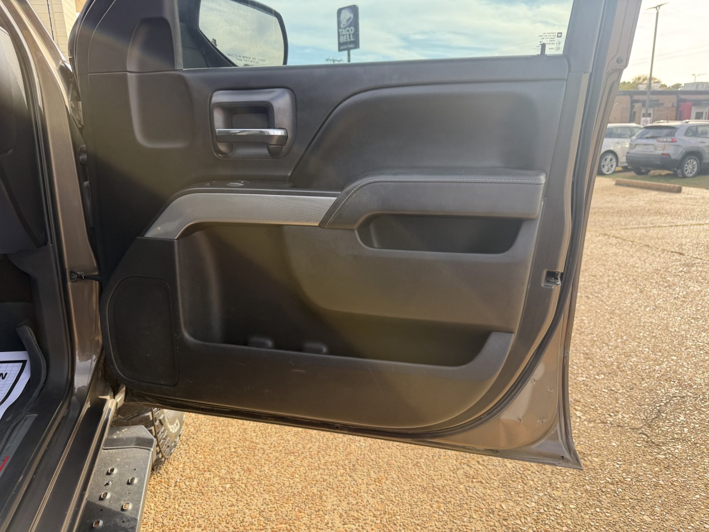 2014 BROWN CHEVROLET SILVERADO LT (3GCUKREC0EG) , located at 922 W. Beacon St., Philadelphia, MS, 39350, (601) 650-3675, 32.770447, -89.127151- Photo#11
