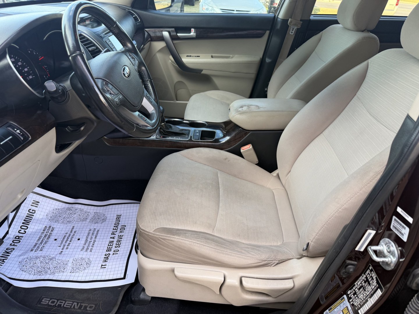2015 BURGUNDY KIA SORENTO LX (5XYKT4A62FG) , located at 922 W. Beacon St., Philadelphia, MS, 39350, (601) 650-3675, 32.770447, -89.127151- Photo#9