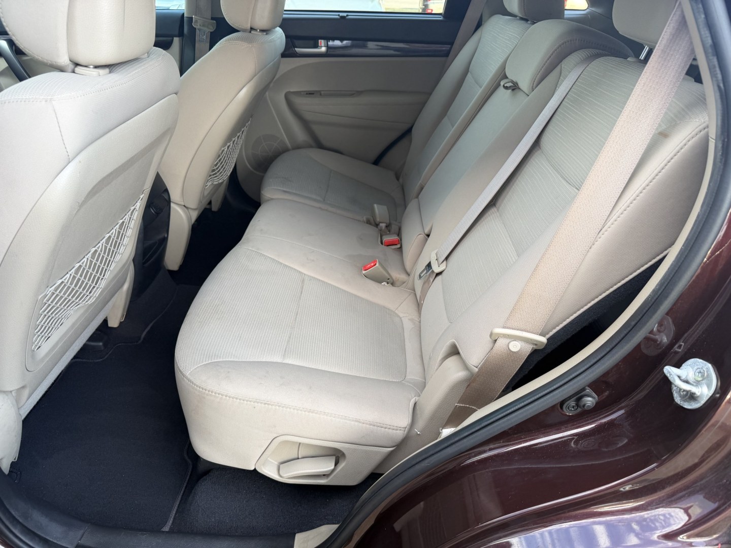 2015 BURGUNDY KIA SORENTO LX (5XYKT4A62FG) , located at 922 W. Beacon St., Philadelphia, MS, 39350, (601) 650-3675, 32.770447, -89.127151- Photo#13