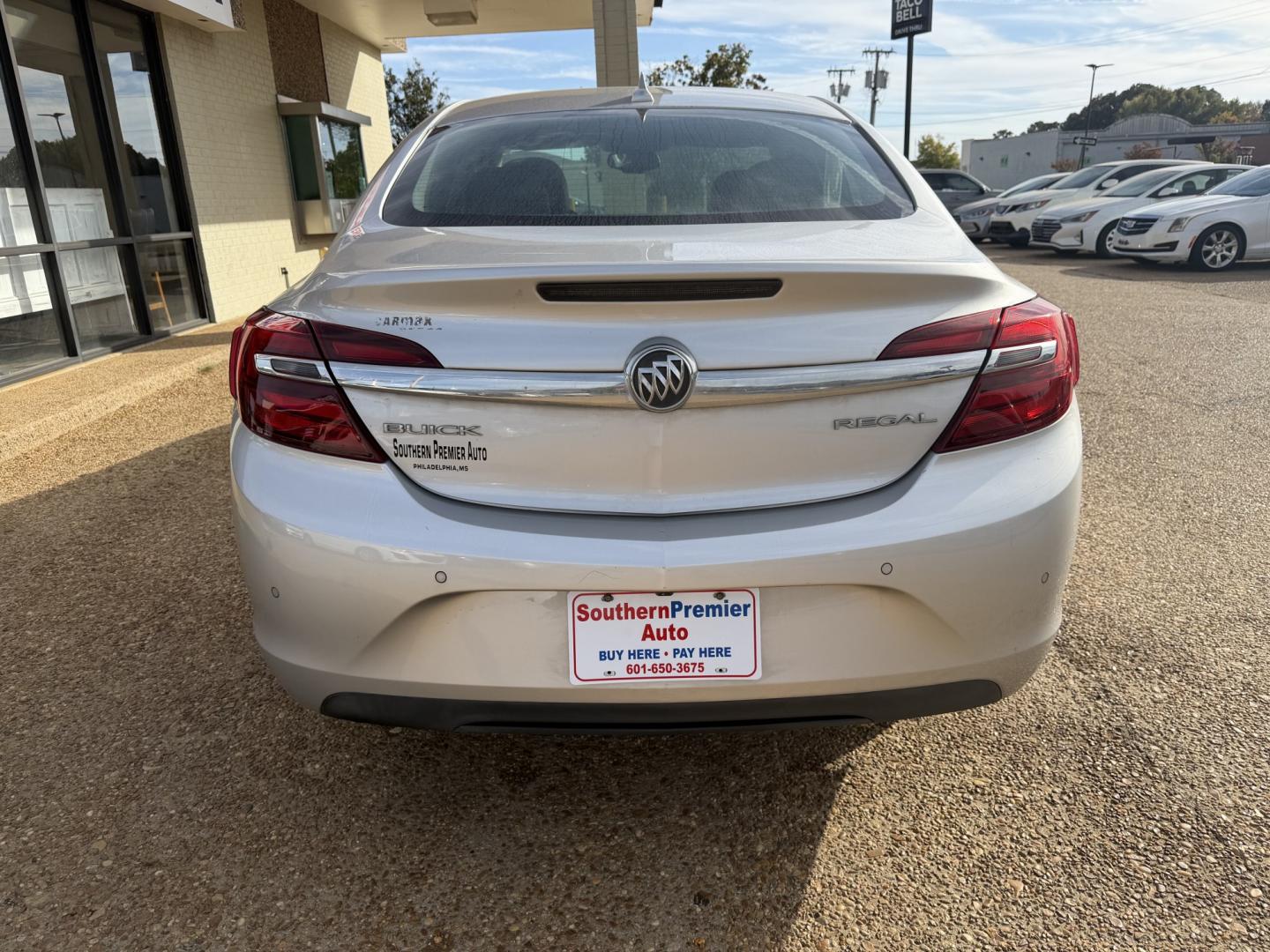2014 SILVER BUICK REGAL (2G4GM5ER0E9) , located at 922 W. Beacon St., Philadelphia, MS, 39350, (601) 650-3675, 32.770447, -89.127151- Photo#4