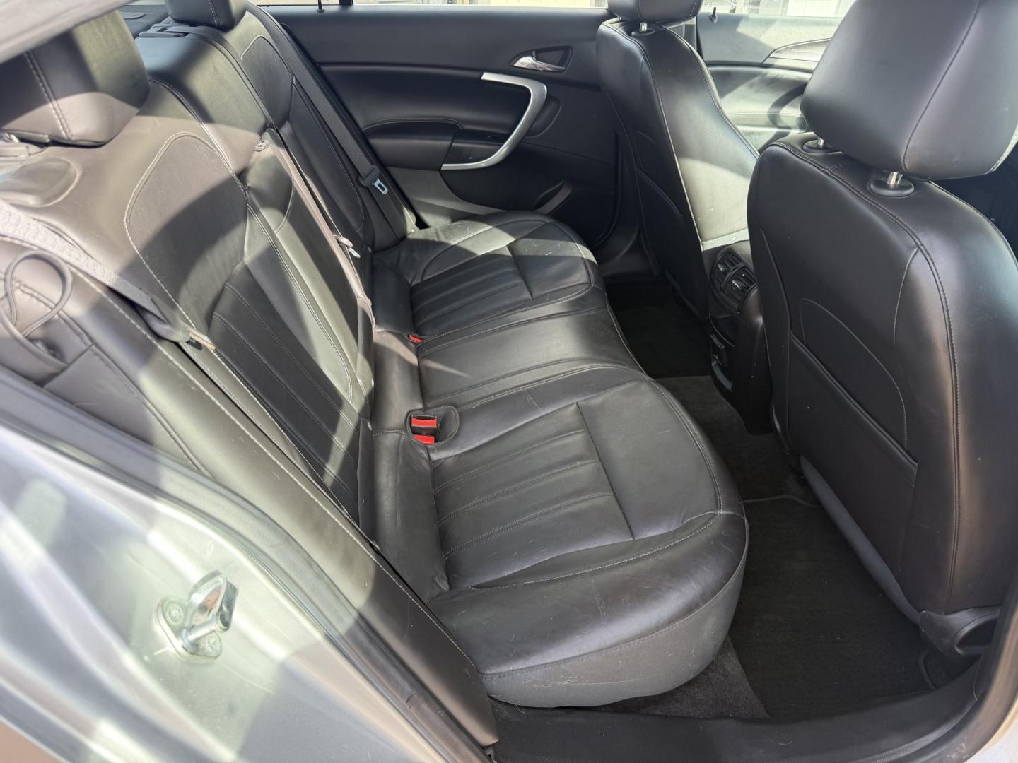 2014 SILVER BUICK REGAL (2G4GM5ER0E9) , located at 922 W. Beacon St., Philadelphia, MS, 39350, (601) 650-3675, 32.770447, -89.127151- Photo#14