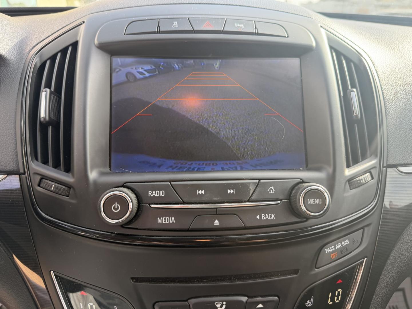 2014 SILVER BUICK REGAL (2G4GM5ER0E9) , located at 922 W. Beacon St., Philadelphia, MS, 39350, (601) 650-3675, 32.770447, -89.127151- Photo#18